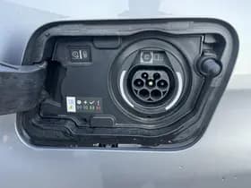 Peugeot 3008 1.6 HYbrid 225 GT thumbnail 10