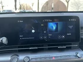 Hyundai KONA 1.6 GDI HEV Premium Sky thumbnail 23