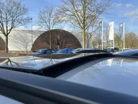 Hyundai KONA 1.6 GDI HEV Premium Sky thumbnail 32