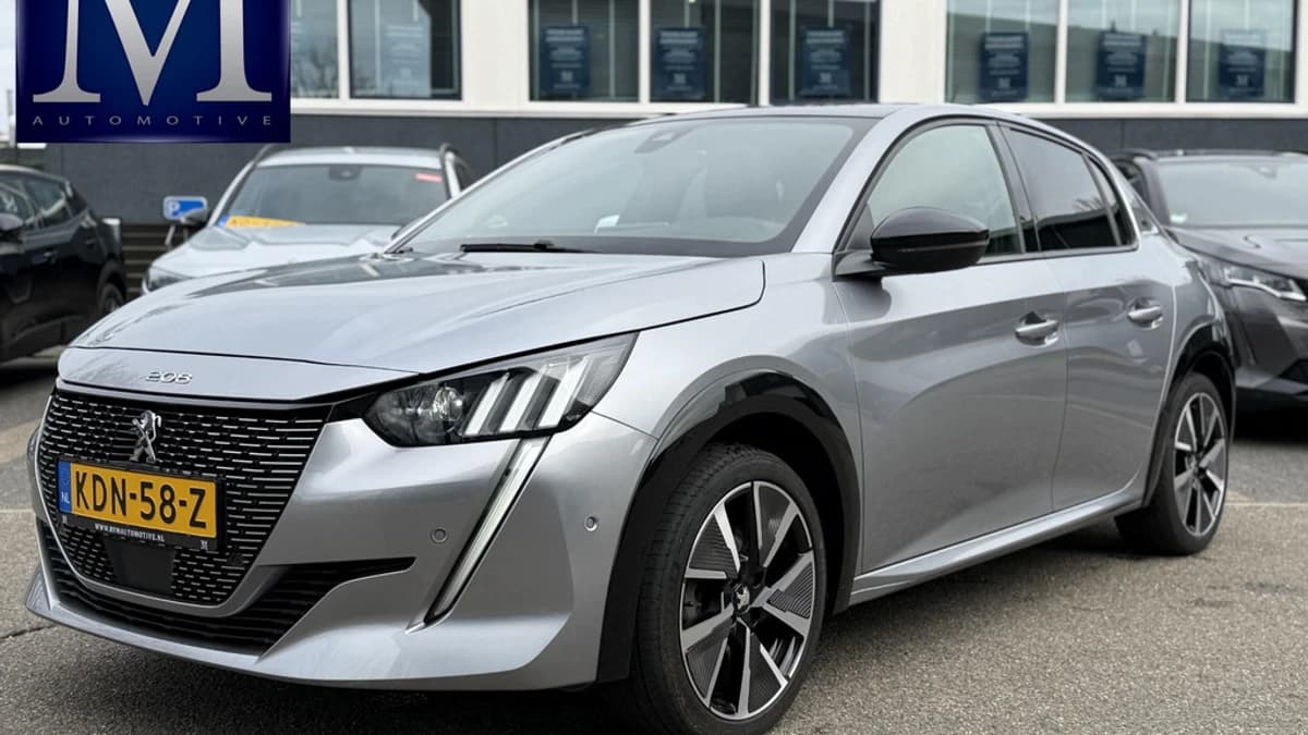 Peugeot E-208 EV GT Pack 50 kWh — foto 1