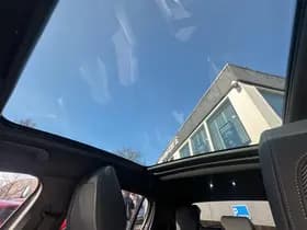 Peugeot E-208 EV GT Pack 50 kWh thumbnail 32