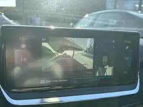 Peugeot E-208 EV GT Pack 50 kWh thumbnail 34