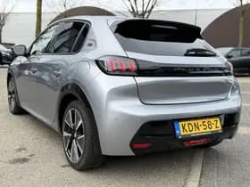 Peugeot E-208 EV GT Pack 50 kWh thumbnail 8