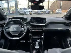 Peugeot E-208 EV GT Pack 50 kWh thumbnail 10