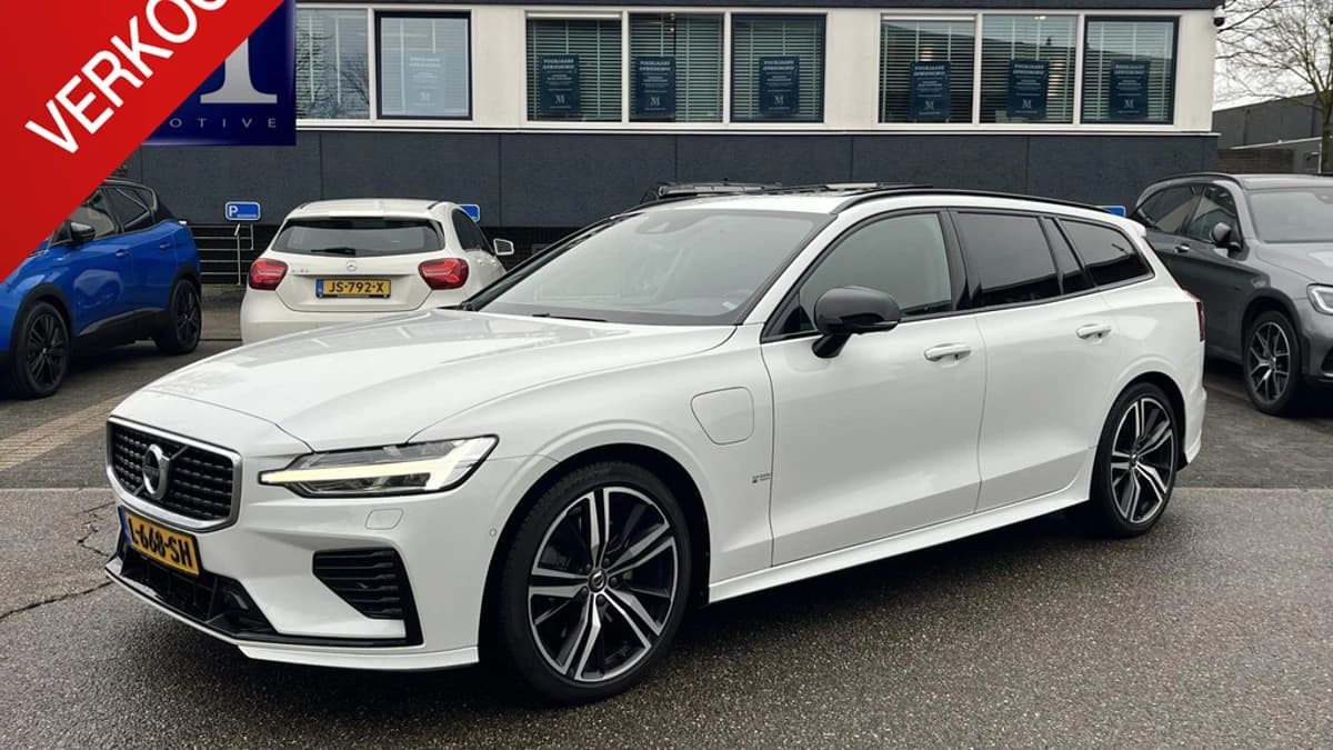 Volvo V60 2.0 T8 Twin Engine AWD R-Design — foto 1