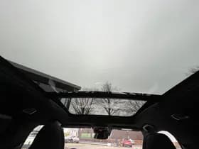 Volvo V60 2.0 T8 Twin Engine AWD R-Design thumbnail 20