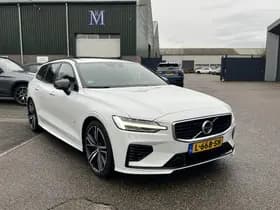 Volvo V60 2.0 T8 Twin Engine AWD R-Design thumbnail 3