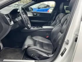 Volvo V60 2.0 T8 Twin Engine AWD R-Design thumbnail 26
