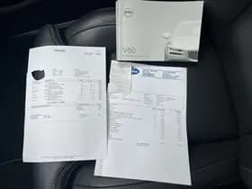Volvo V60 2.0 T8 Twin Engine AWD R-Design thumbnail 38