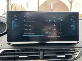 Peugeot 3008 1.6 HYbrid 225 GT thumbnail 26