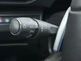 Peugeot 3008 1.6 HYbrid 225 Allure Pack Business thumbnail 26