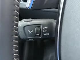 Peugeot 3008 1.6 HYbrid 225 Allure Pack Business thumbnail 27