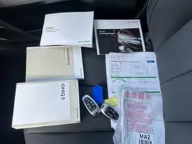 Hyundai IONIQ 5 Lounge 77kWh thumbnail 36