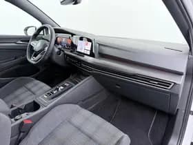 Volkswagen Golf thumbnail 39