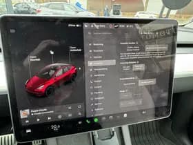 Tesla Model Y Performance AWD 75 kWh thumbnail 15
