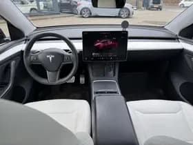 Tesla Model Y Performance AWD 75 kWh thumbnail 9