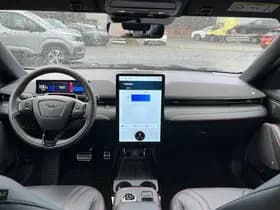 Ford Mustang Mach-E AWD 75 kWh thumbnail 13