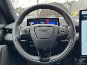 Ford Mustang Mach-E AWD 75 kWh thumbnail 14