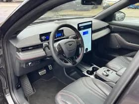 Ford Mustang Mach-E AWD 75 kWh thumbnail 21