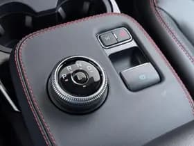 Ford Mustang thumbnail 41