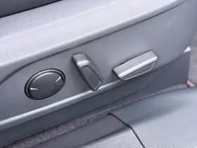 Ford Mustang thumbnail 44