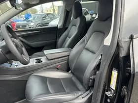 Tesla Model Y Long Range AWD 75 kWh thumbnail 13