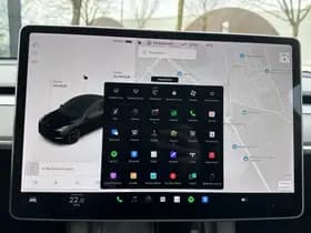 Tesla Model Y Long Range AWD 75 kWh thumbnail 17