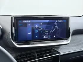 Peugeot 208 1.2 Hybrid 110 e-DCS6 Allure thumbnail 32