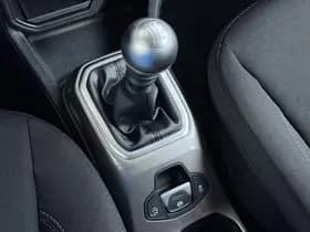 Jeep Renegade 1.0T Limited thumbnail 38