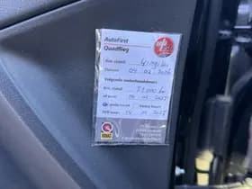 Jaguar E-Pace 2.0 P200 AWD R-Dynamic thumbnail 17