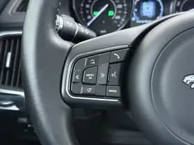 Jaguar E-Pace thumbnail 32