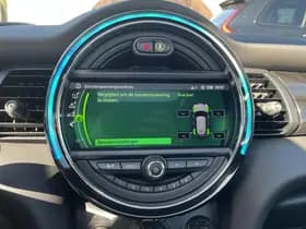 MINI Mini Electric Yours 33 kWh thumbnail 22