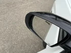 Jeep Compass 4xe 240 Plug-in Hybrid Electric S thumbnail 17