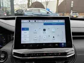 Jeep Compass 4xe 240 Plug-in Hybrid Electric S thumbnail 22