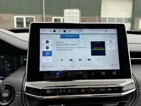 Jeep Compass 4xe 240 Plug-in Hybrid Electric S thumbnail 32