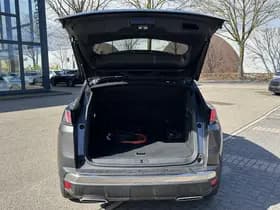 Peugeot 3008 1.6 HYbrid4 300 GT thumbnail 3