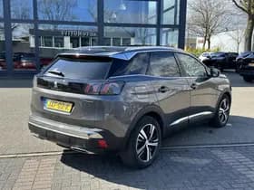 Peugeot 3008 1.6 HYbrid4 300 GT thumbnail 5