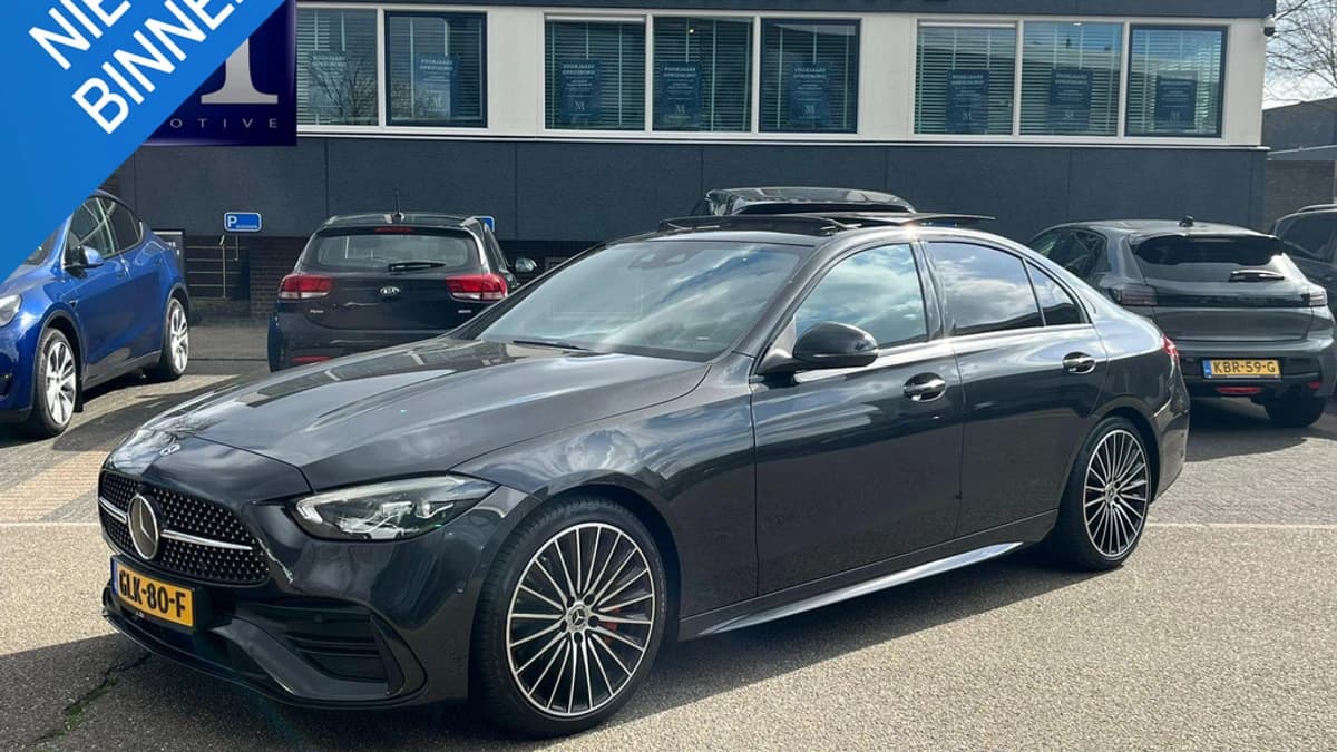 Mercedes-Benz C-Klasse 300 AMG Line — foto 1