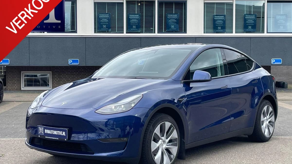 Tesla Model Y Long Range AWD 75 kWh — foto 1
