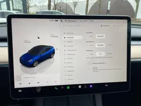 Tesla Model Y Long Range AWD 75 kWh thumbnail 15