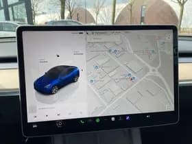 Tesla Model Y Long Range AWD 75 kWh thumbnail 17