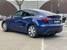 Tesla Model Y Long Range AWD 75 kWh thumbnail 18