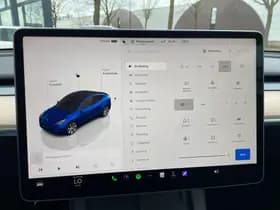 Tesla Model Y Long Range AWD 75 kWh thumbnail 21