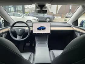 Tesla Model Y Long Range AWD 75 kWh thumbnail 22