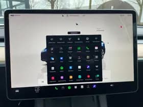 Tesla Model Y Long Range AWD 75 kWh thumbnail 23