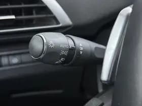 Peugeot 3008 1.6 HYbrid 225 Allure Pack Business thumbnail 26