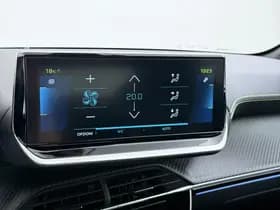 Peugeot E-208 EV GT 350 50 kWh thumbnail 31