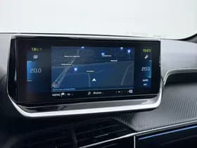 Peugeot E-208 EV GT 350 50 kWh thumbnail 32