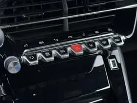 Peugeot E-208 EV GT 350 50 kWh thumbnail 36