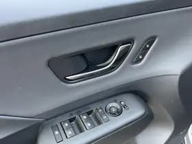 Hyundai Kona thumbnail 19